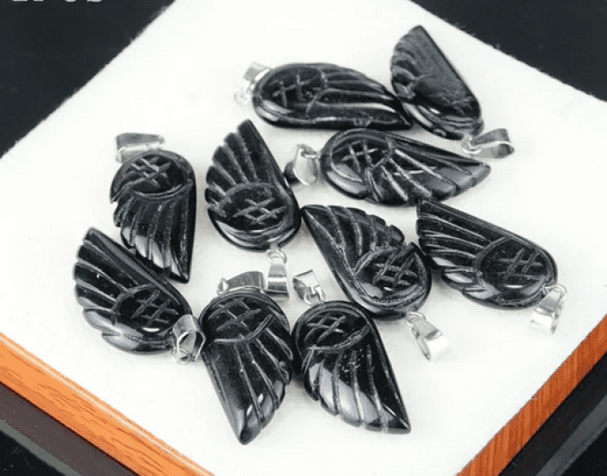 Pendentif Obsidienne noir aile d'ange